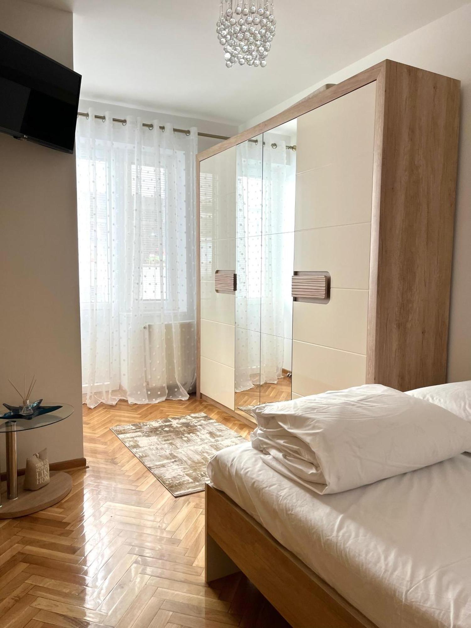 Apartamento Lumo Ni Exterior foto